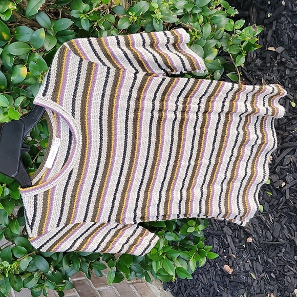 Lush stripe textured waffle top - Picture 3 of 6